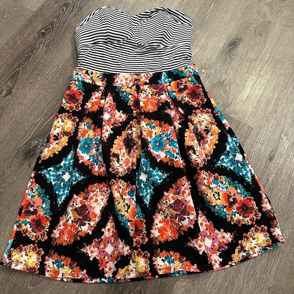 Xhileration strapless no slip dress